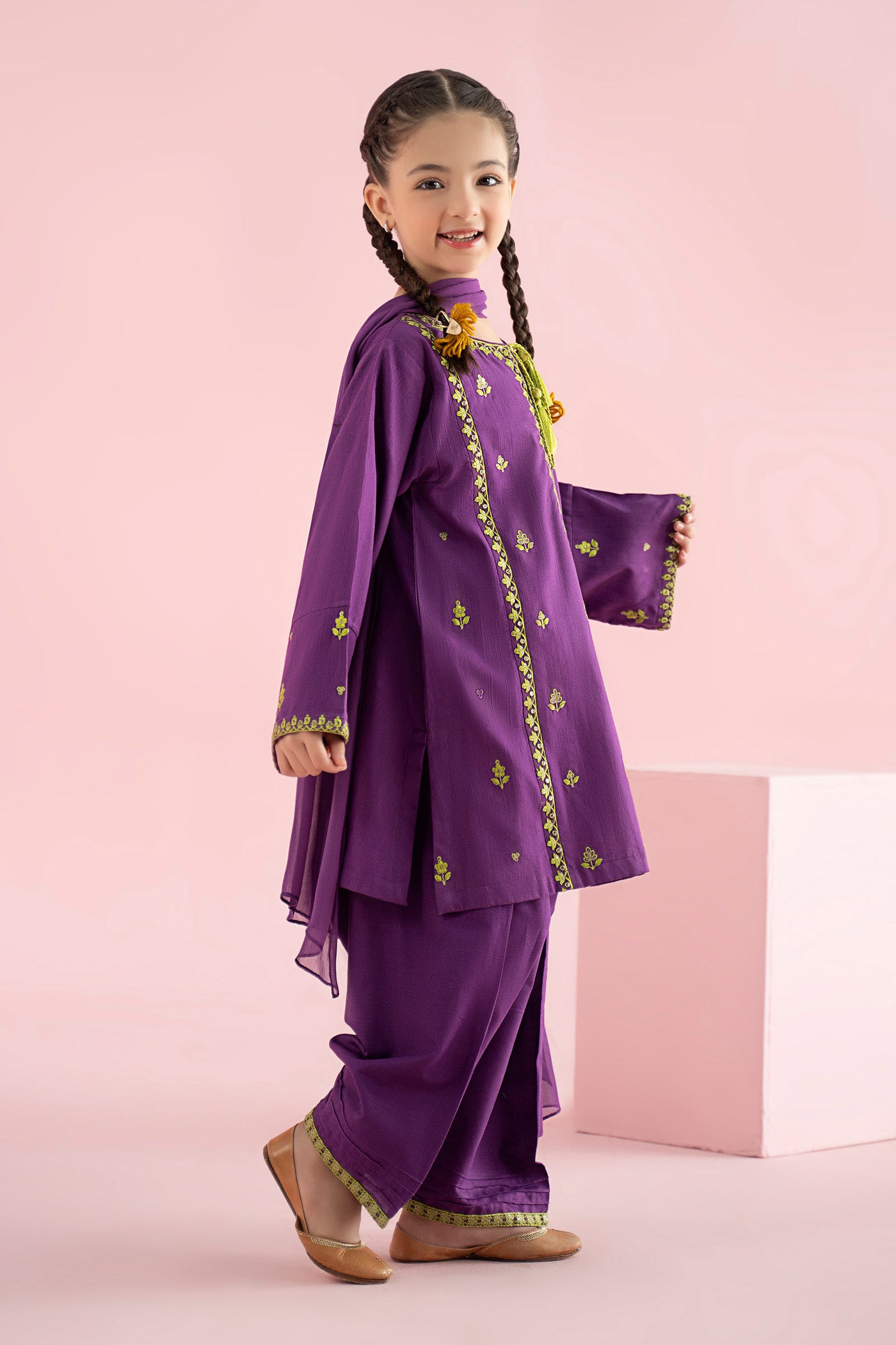 3 Piece Embroidered Khaddar Suit