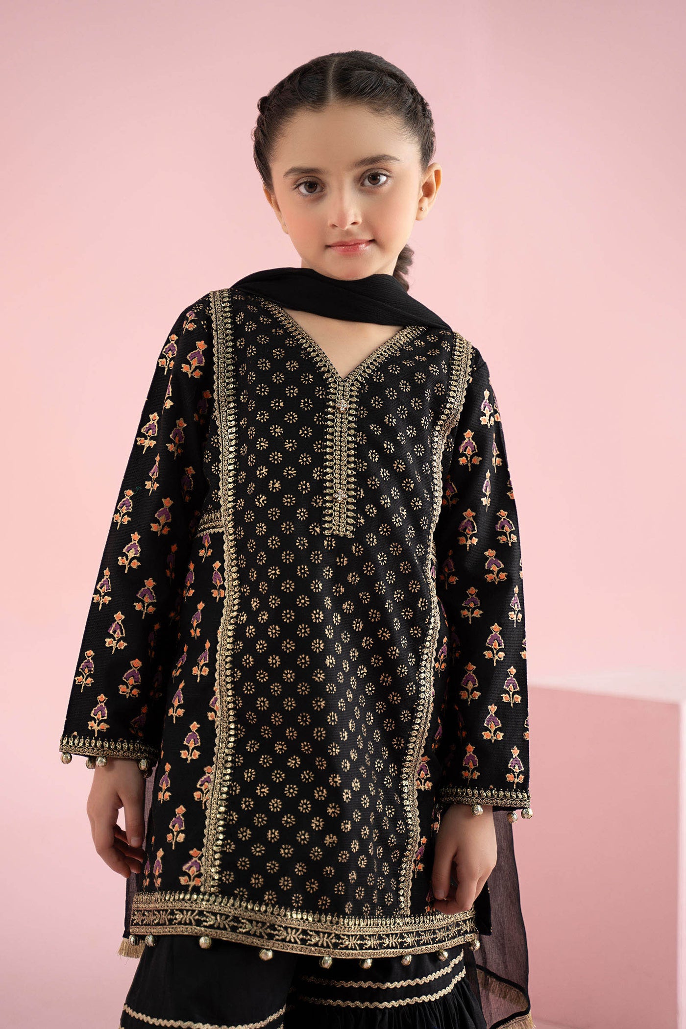 3 Piece Embroidered Karandi Suit