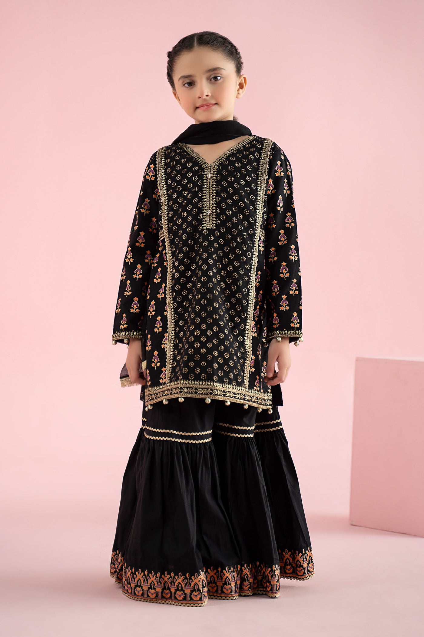 3 Piece Embroidered Karandi Suit