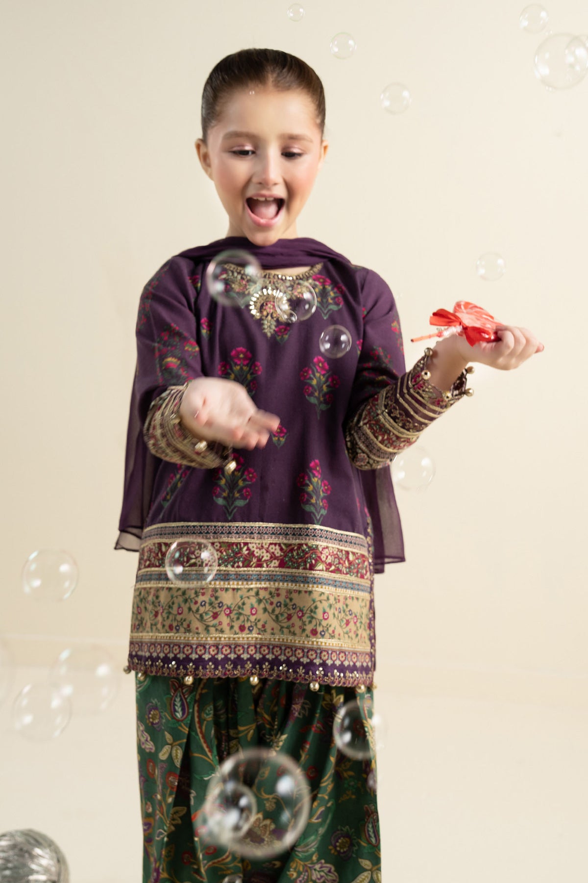 3 Piece Embroidered Khaddar Suit