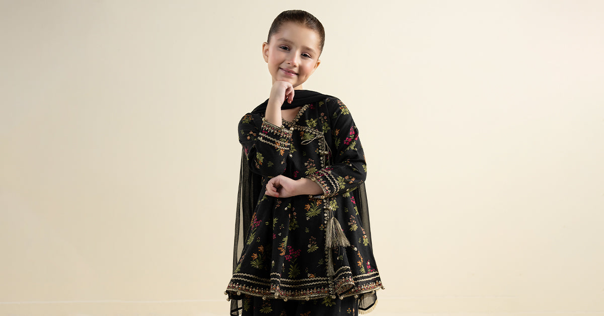 3 Piece Embroidered Khaddar Suit