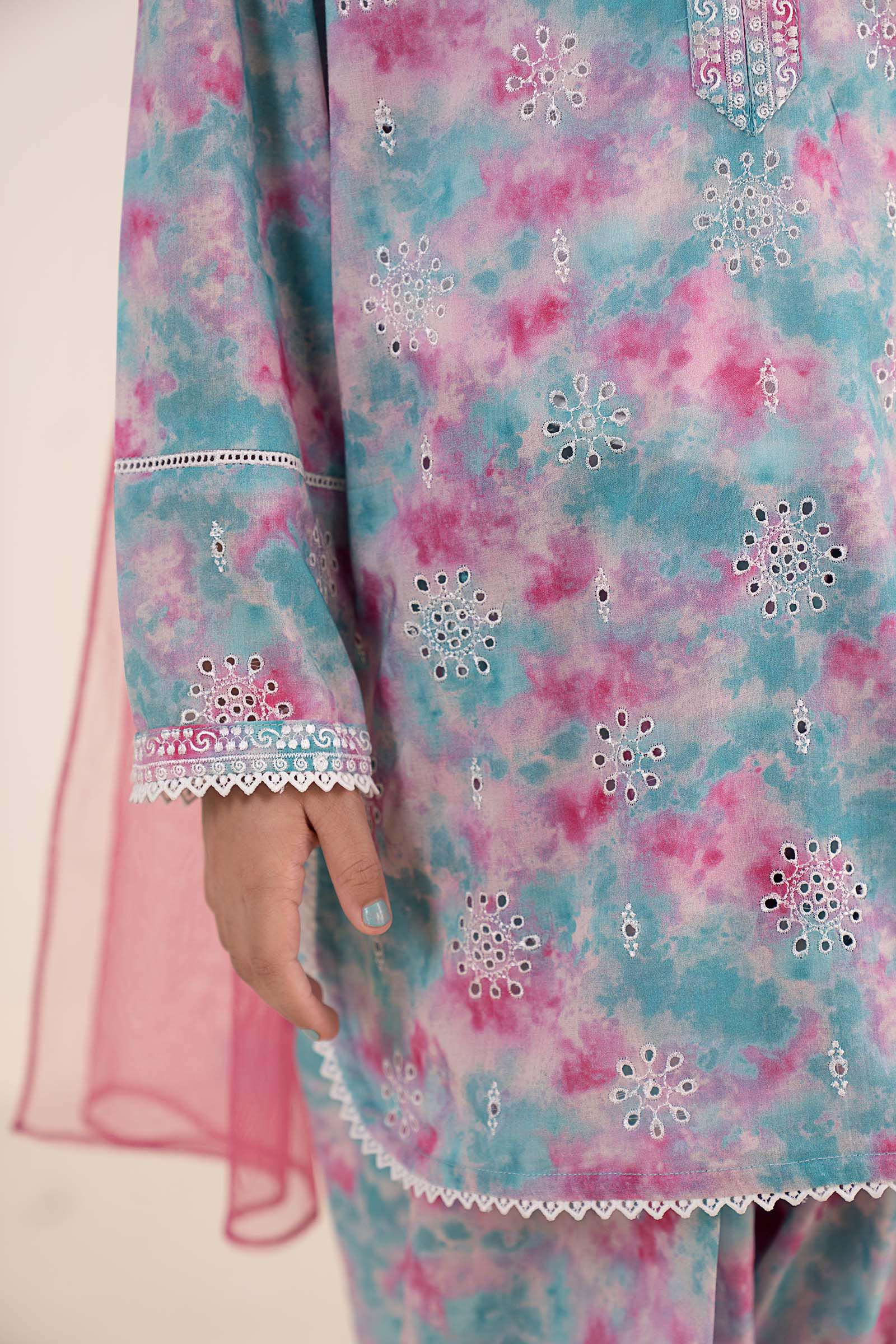 3 Piece Embroidered Lawn Suit