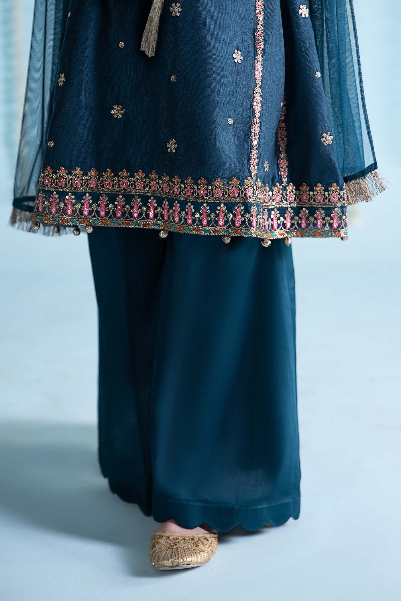 3 Piece Embroidered Yarn Dyed Suit