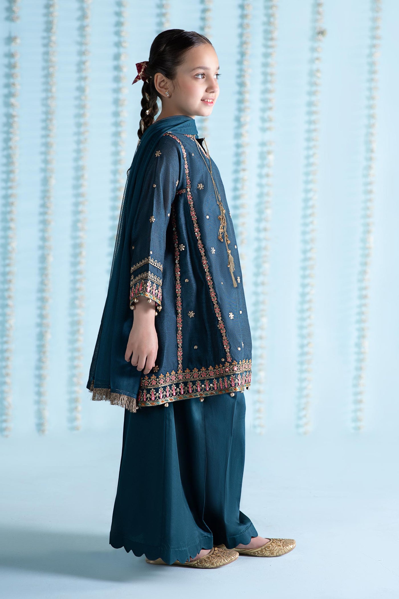 3 Piece Embroidered Yarn Dyed Suit