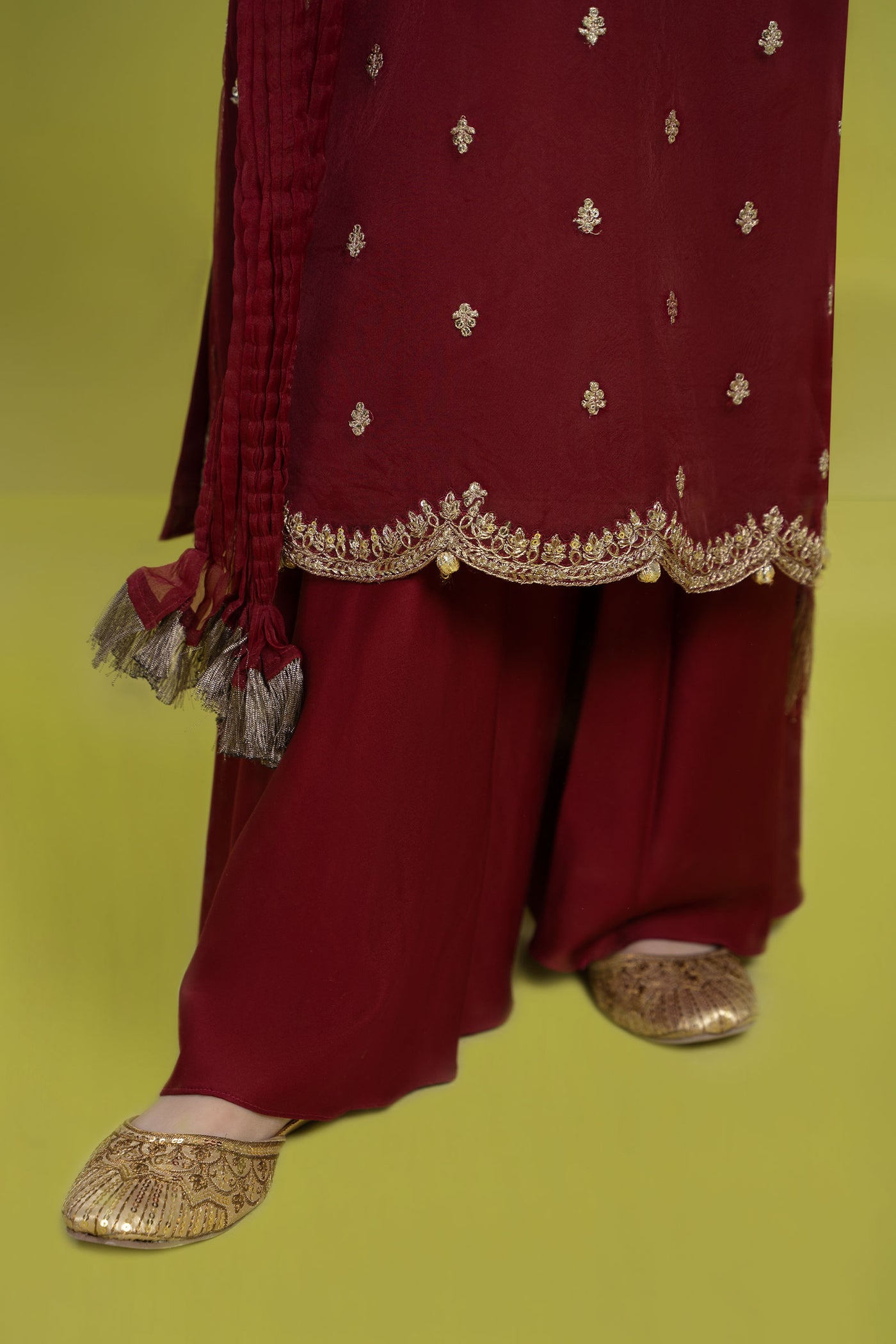 3 PIECE EMBROIDERED ORGANZA SUIT | MKS-EF24-23