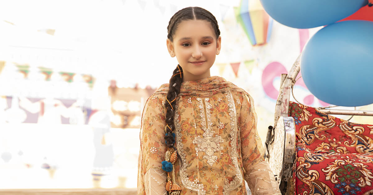 3 Piece Embroidered Zari Masoori Organza Suit