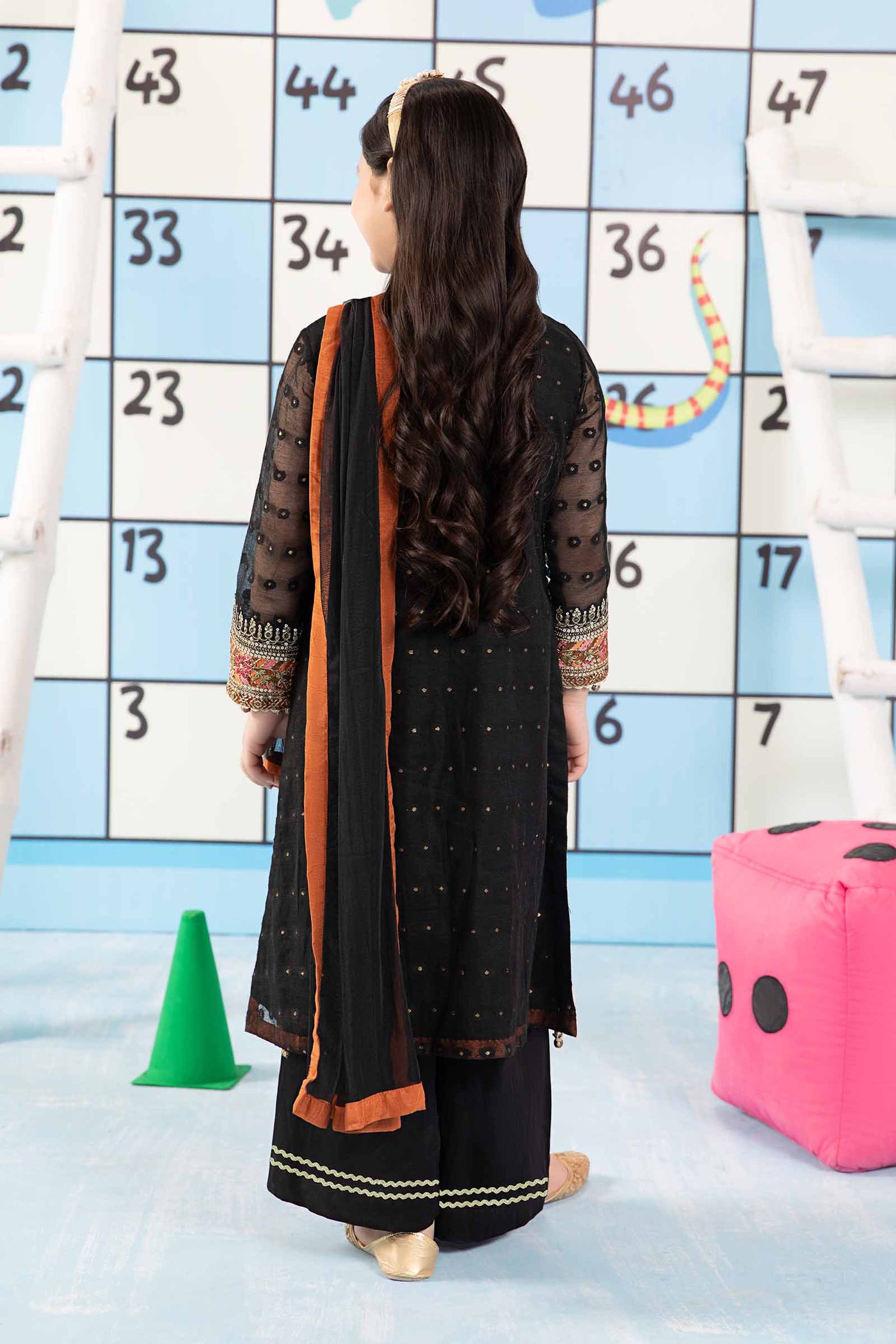 3 Piece Embroidered Cotton Zari Net Suit