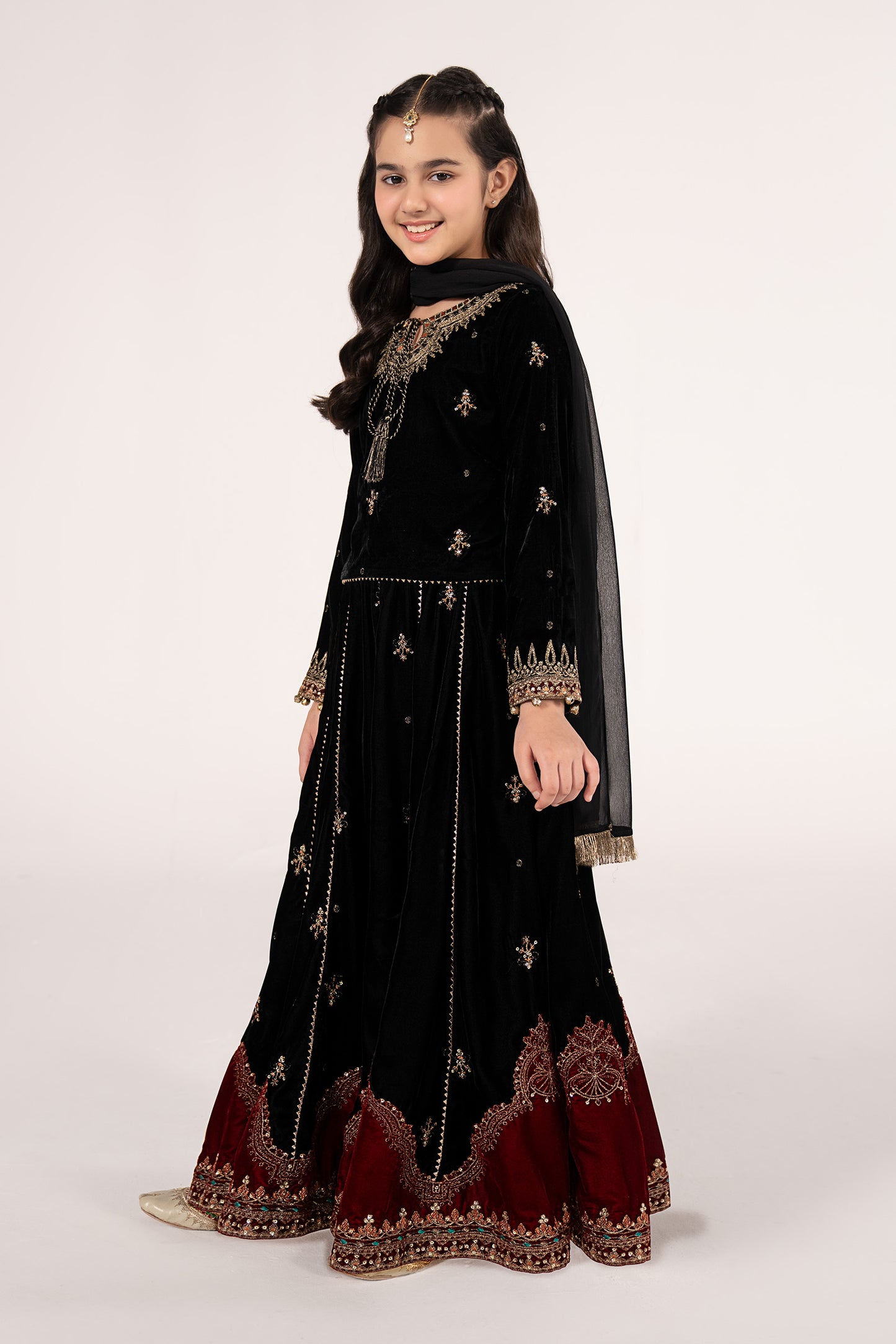 3 Piece Embroidered Velvet Suit