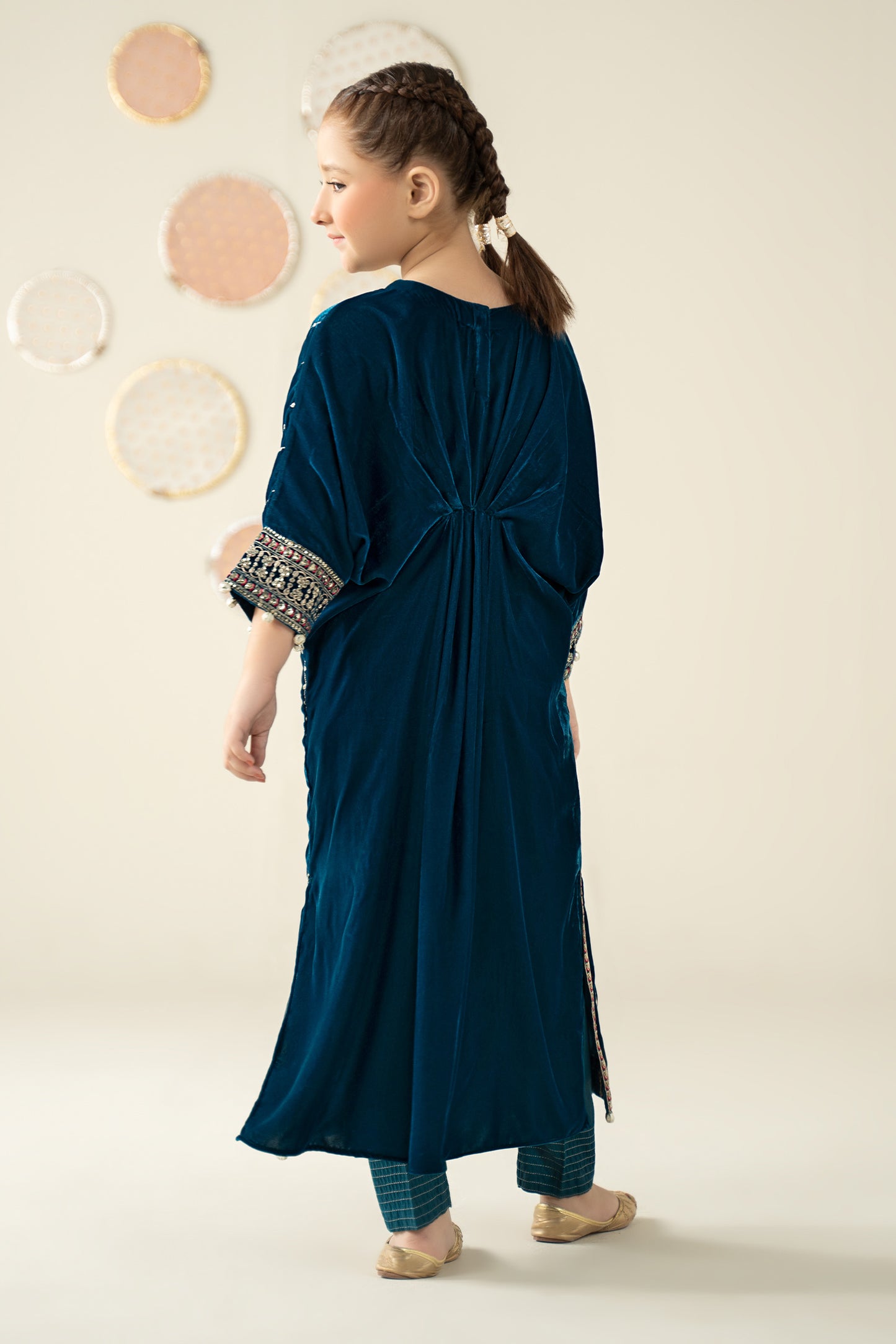 2 Piece Embroidered Velvet Suit