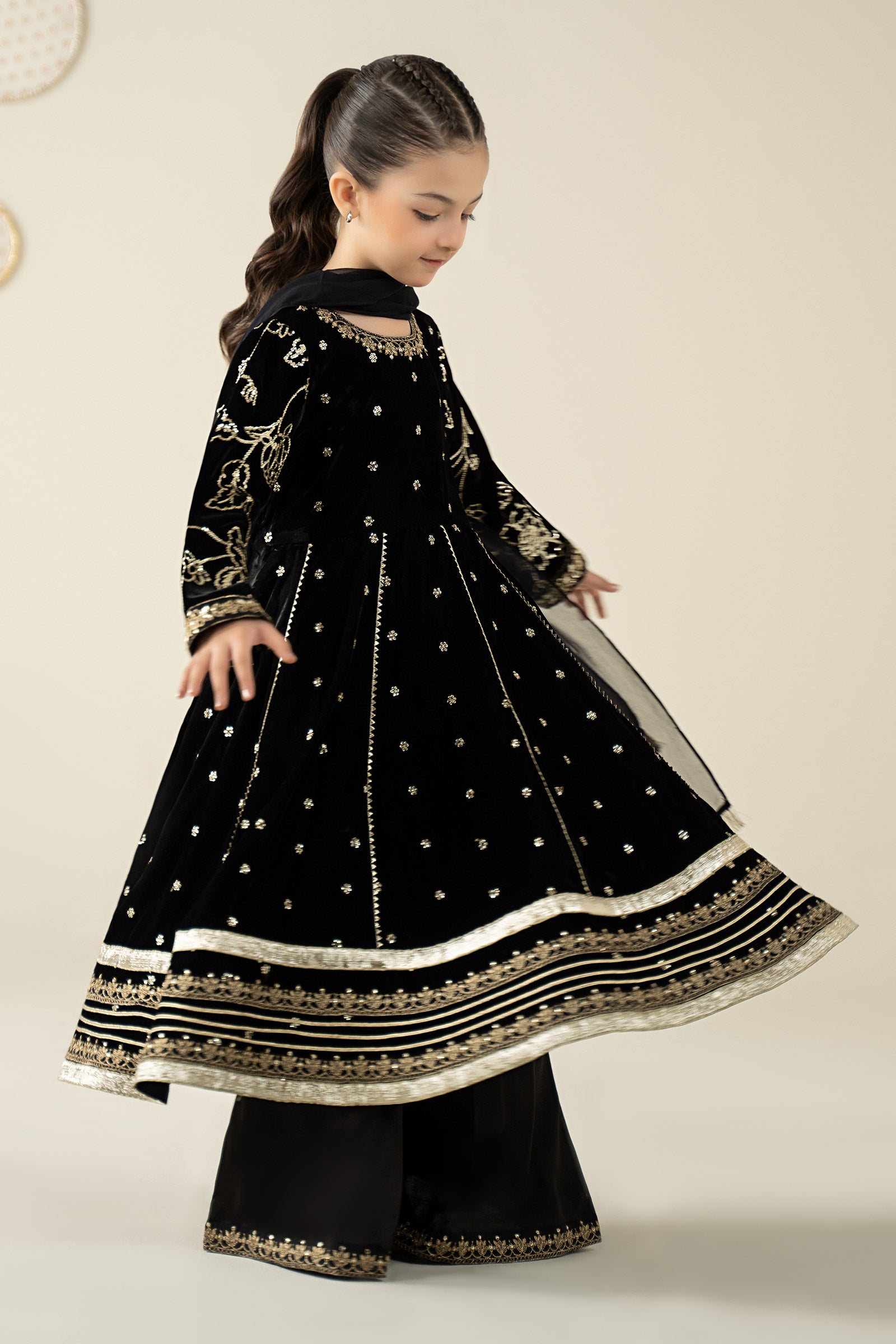 3 Piece Embroidered Velvet Suit