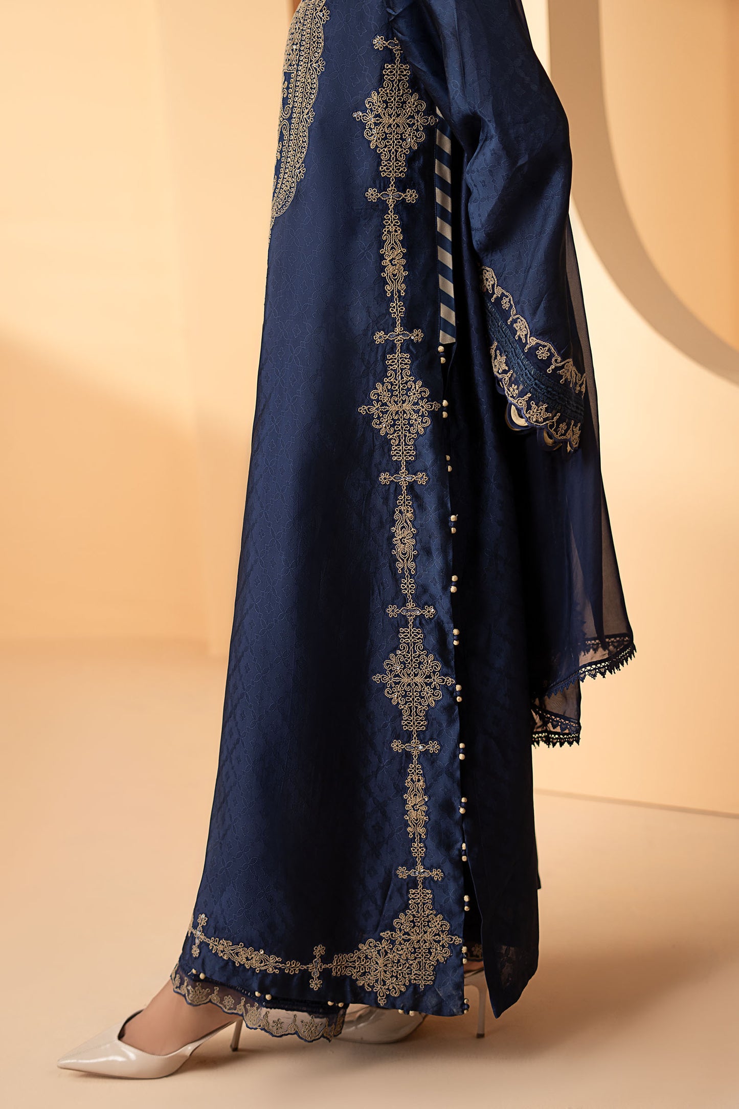 3 Piece Embroidered Self Tassel Silk Suit