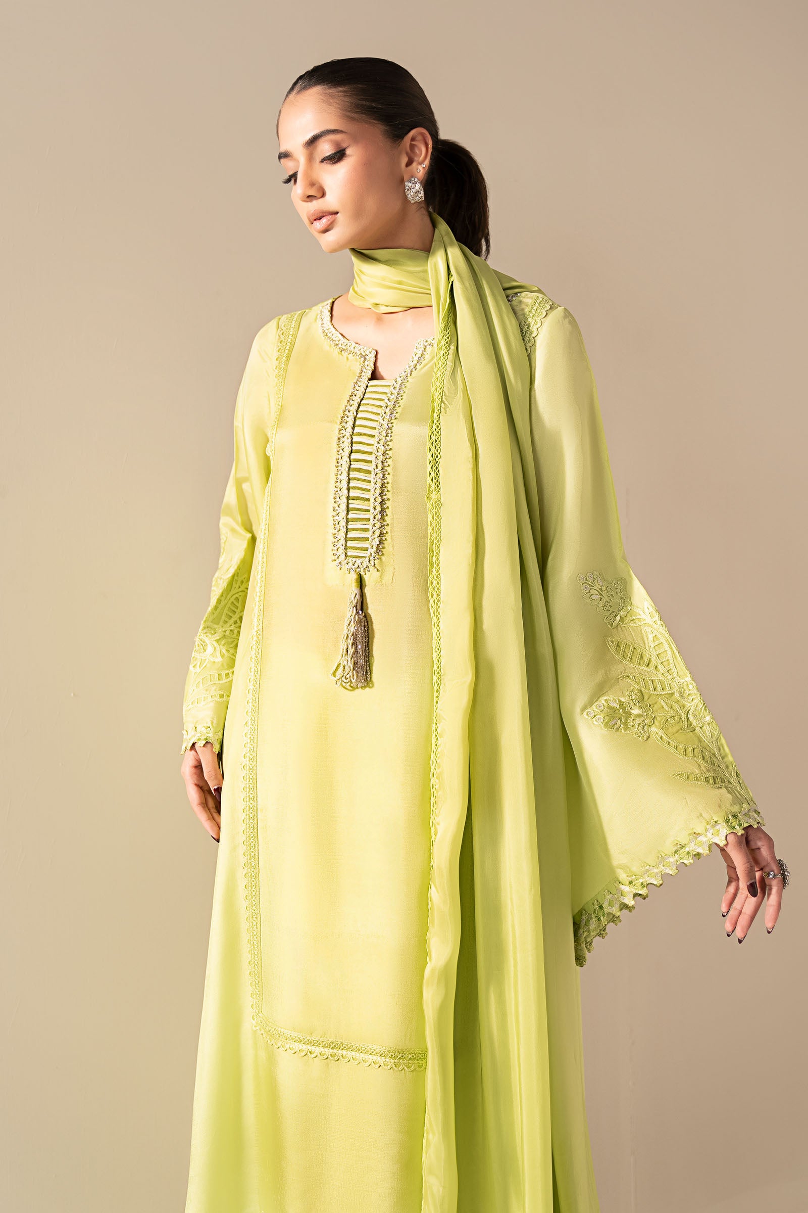 3 Piece Embroidered Tassel Silk Suit