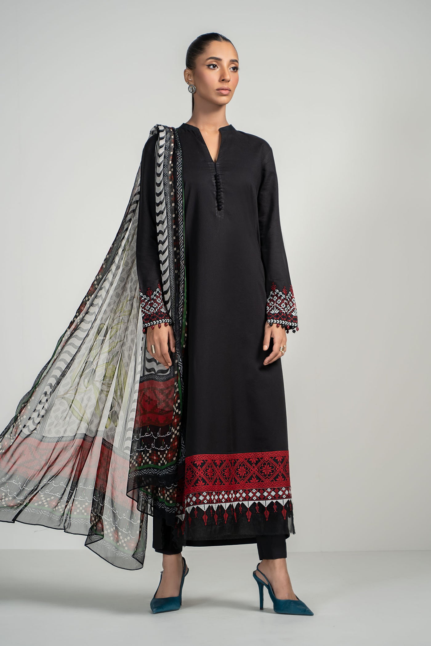 3 Piece Dyed Lawn Suit