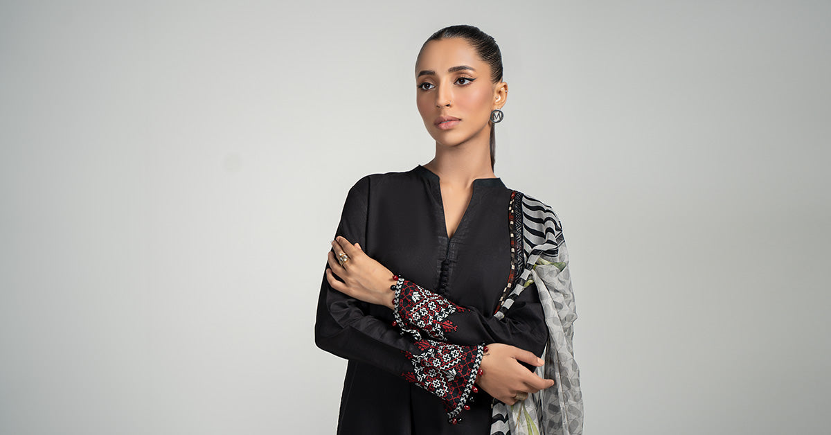 3 Piece Dyed Lawn Suit