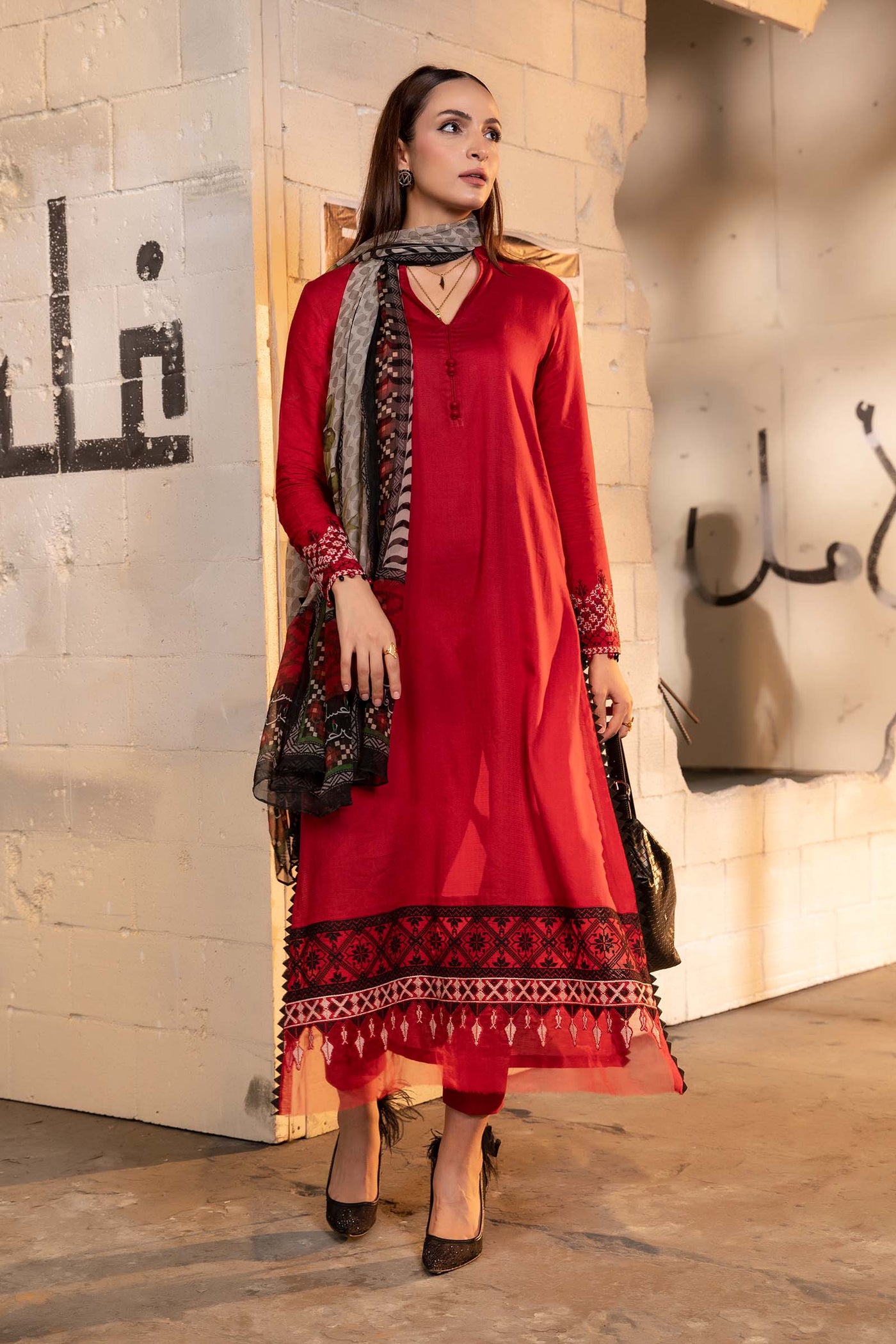 3 Piece Dyed Lawn Suit