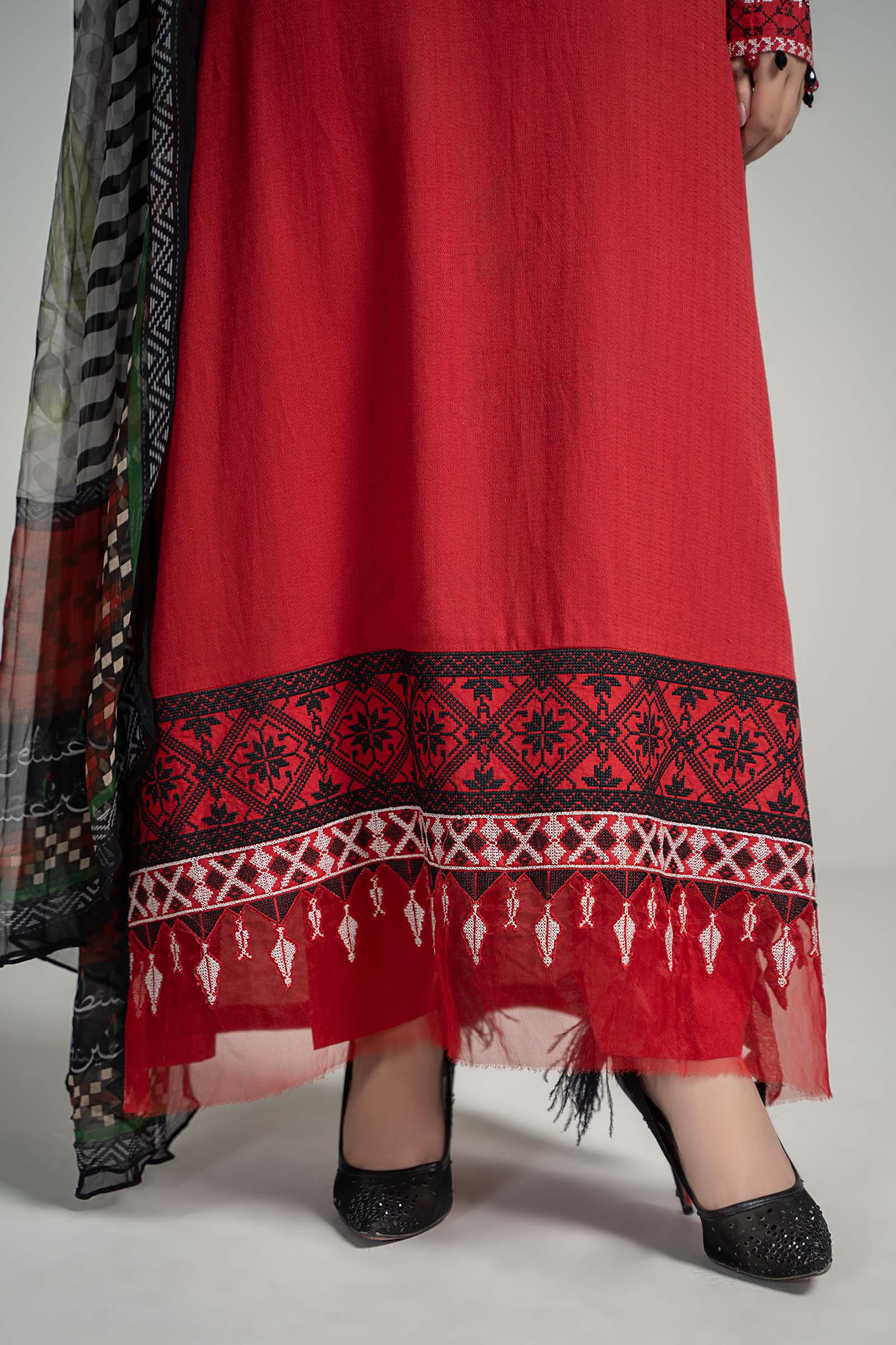 3 Piece Dyed Lawn Suit