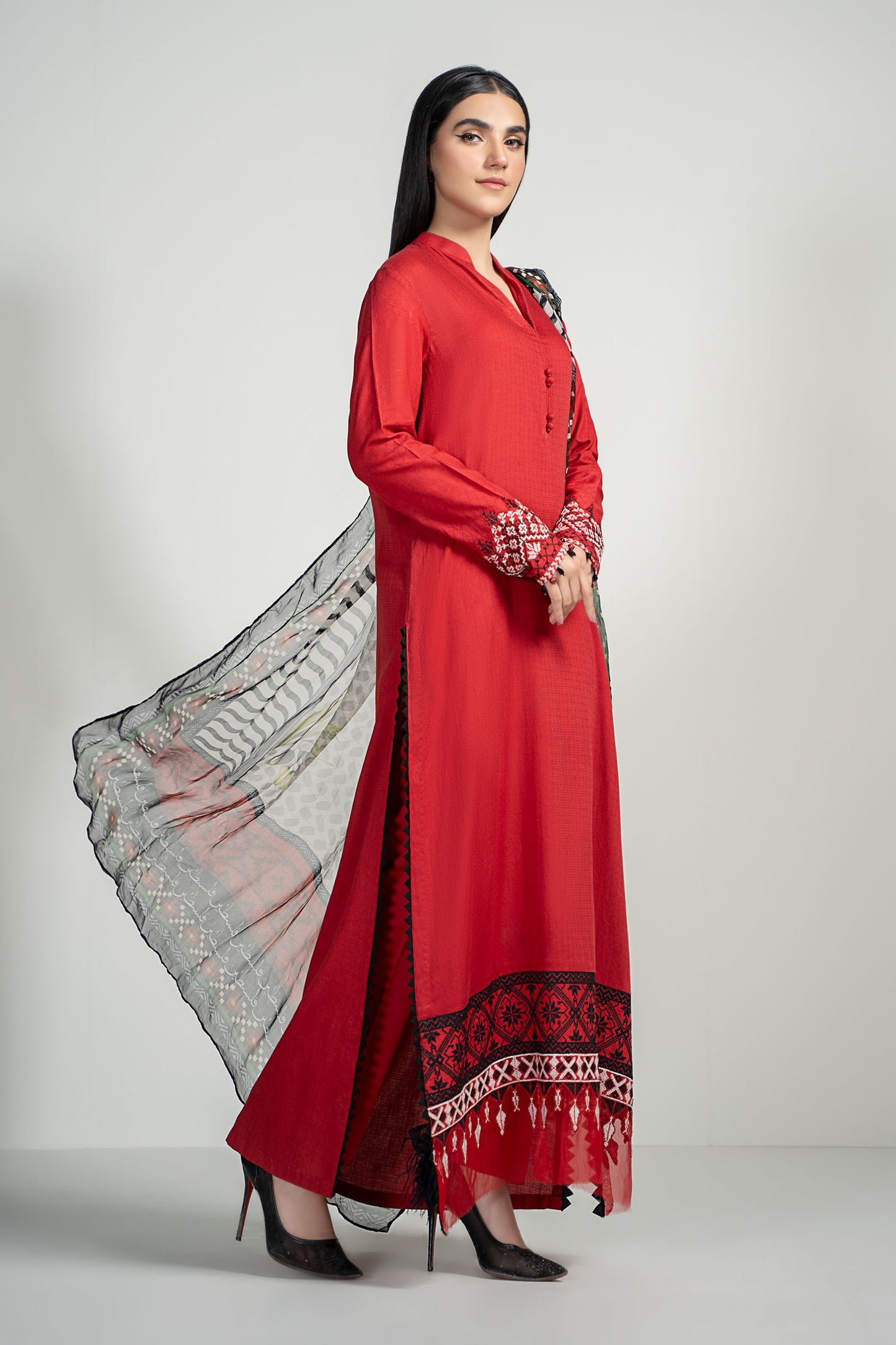 3 Piece Dyed Lawn Suit