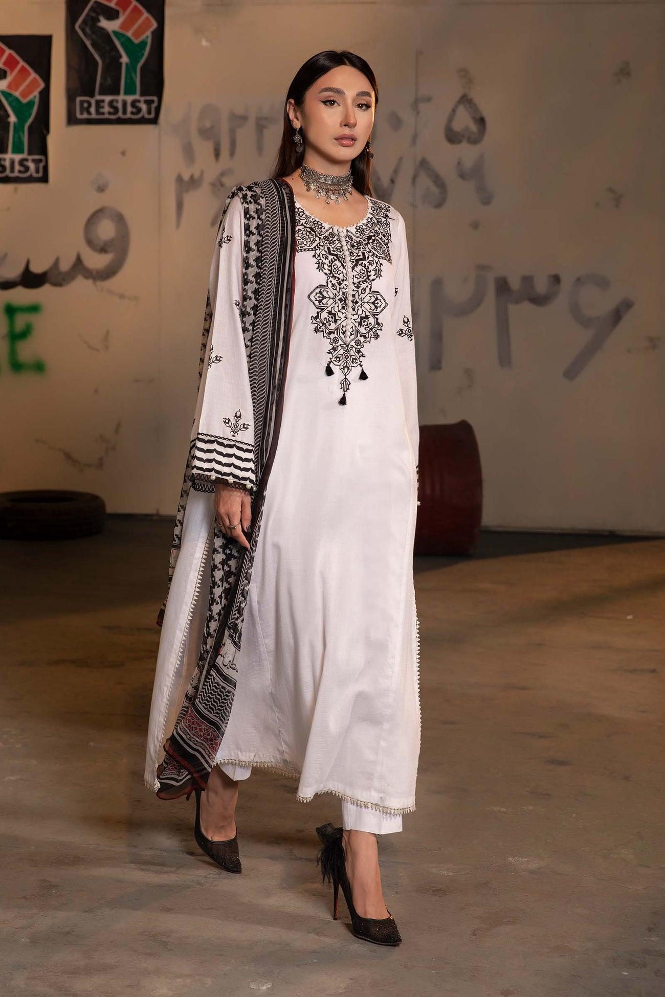 3 Piece Dyed Lawn Suit