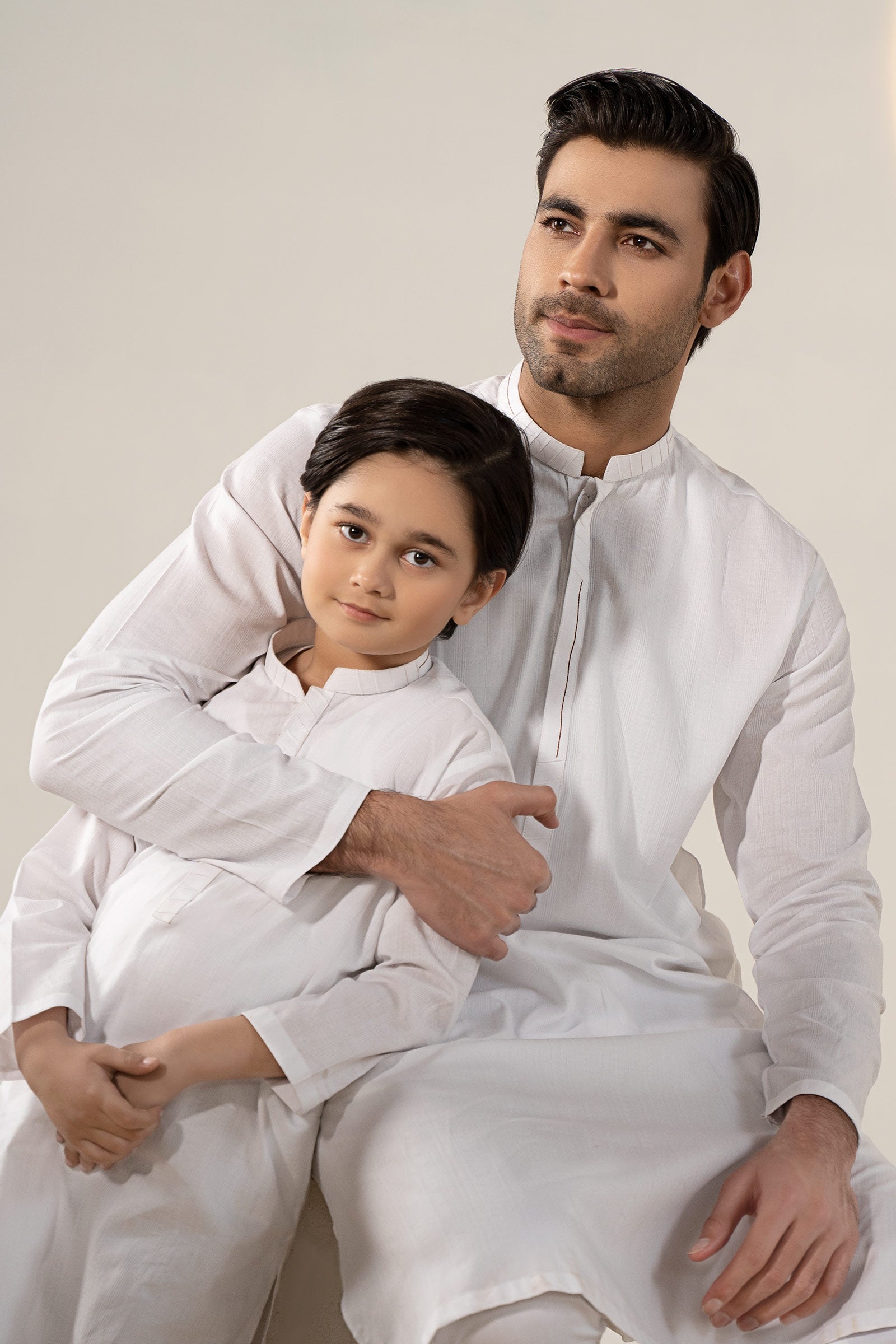 Embroidered Dobby Kurta