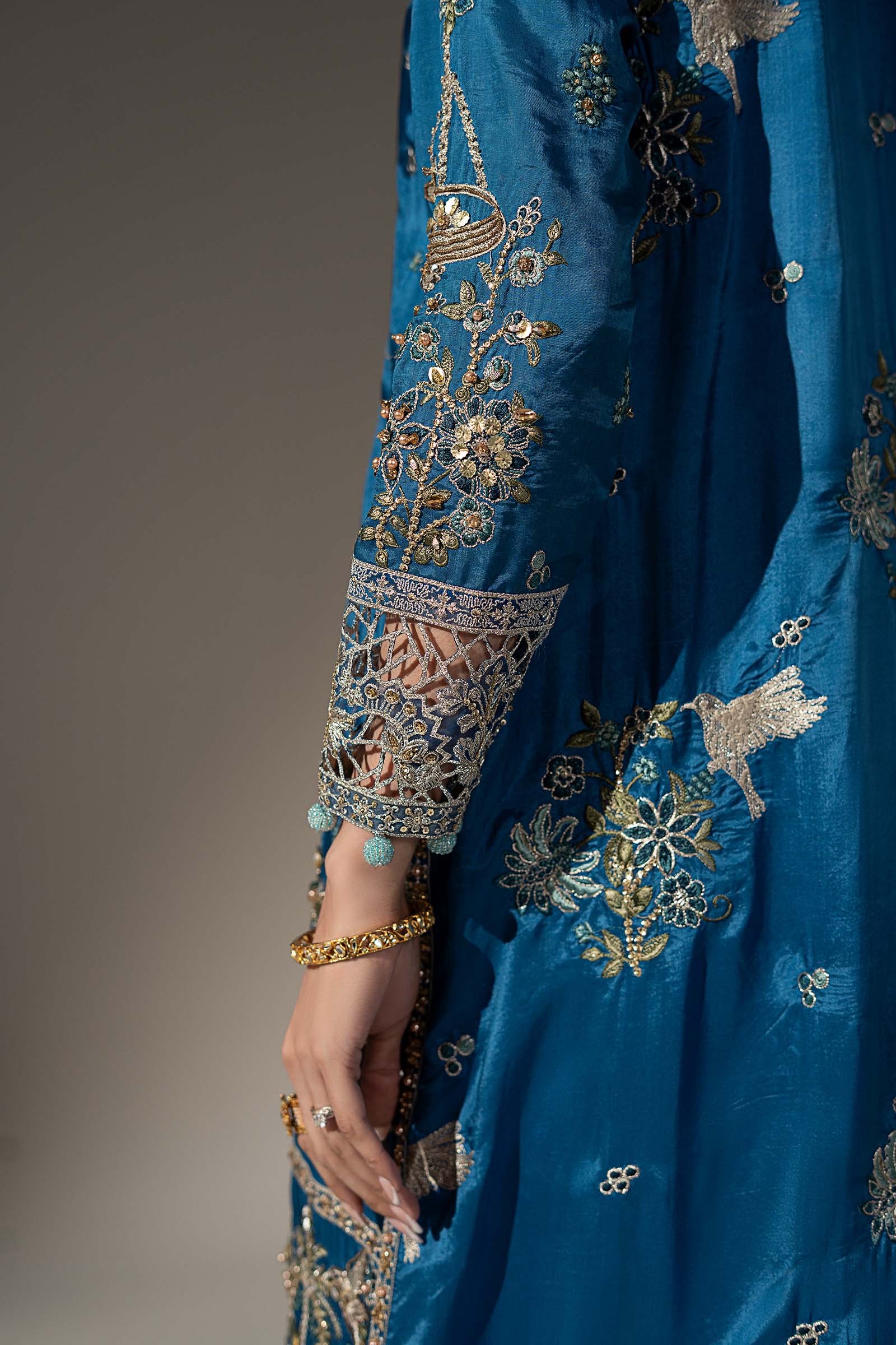3 Piece Embroidered Tassel Silk Suit