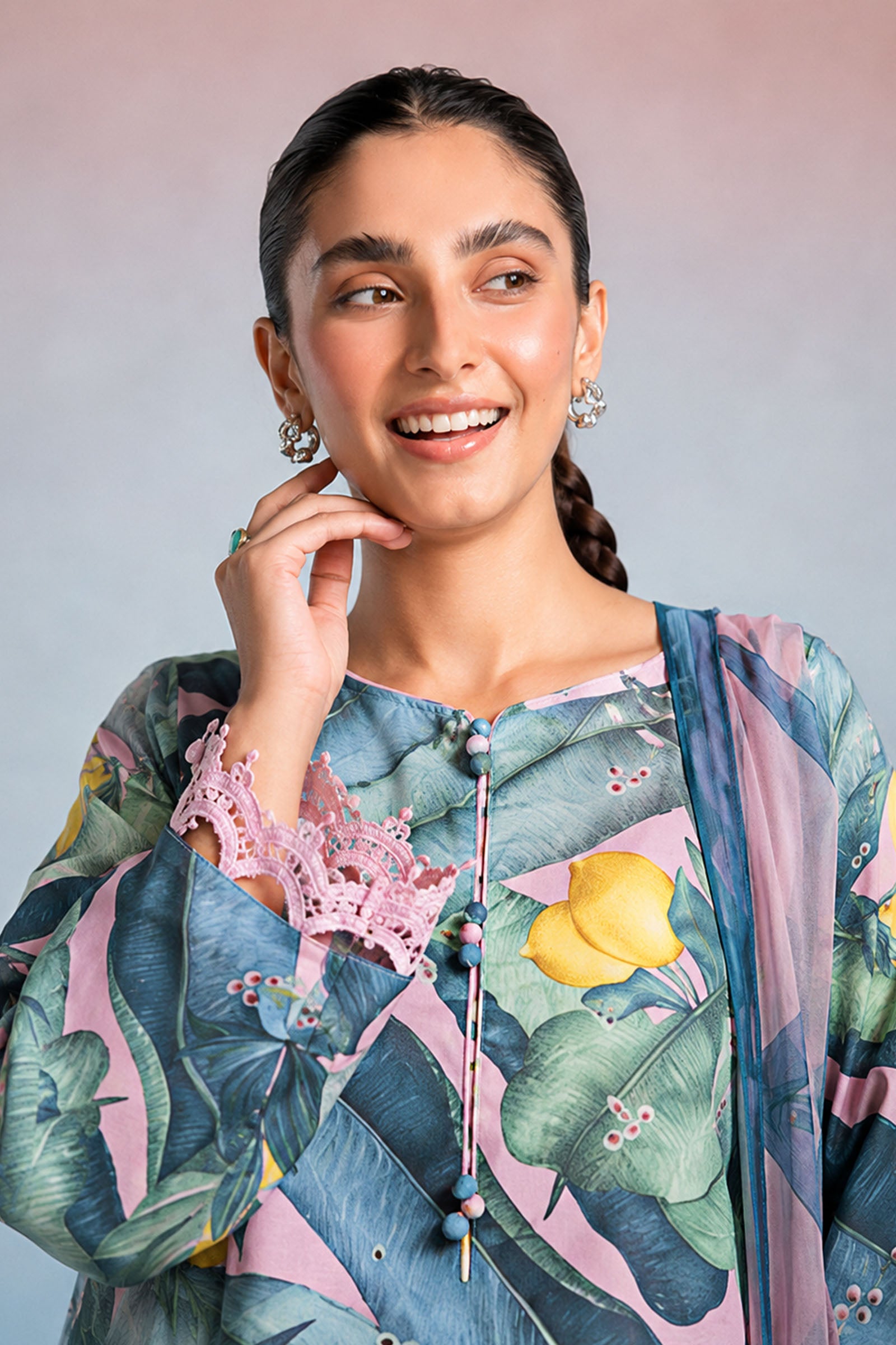 3 Piece Embroidered Lawn Suit
