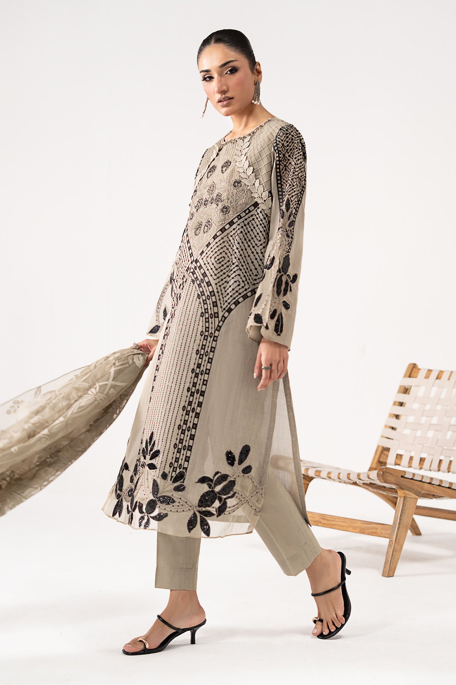 3 Piece Embroidered Paper Cotton Suit