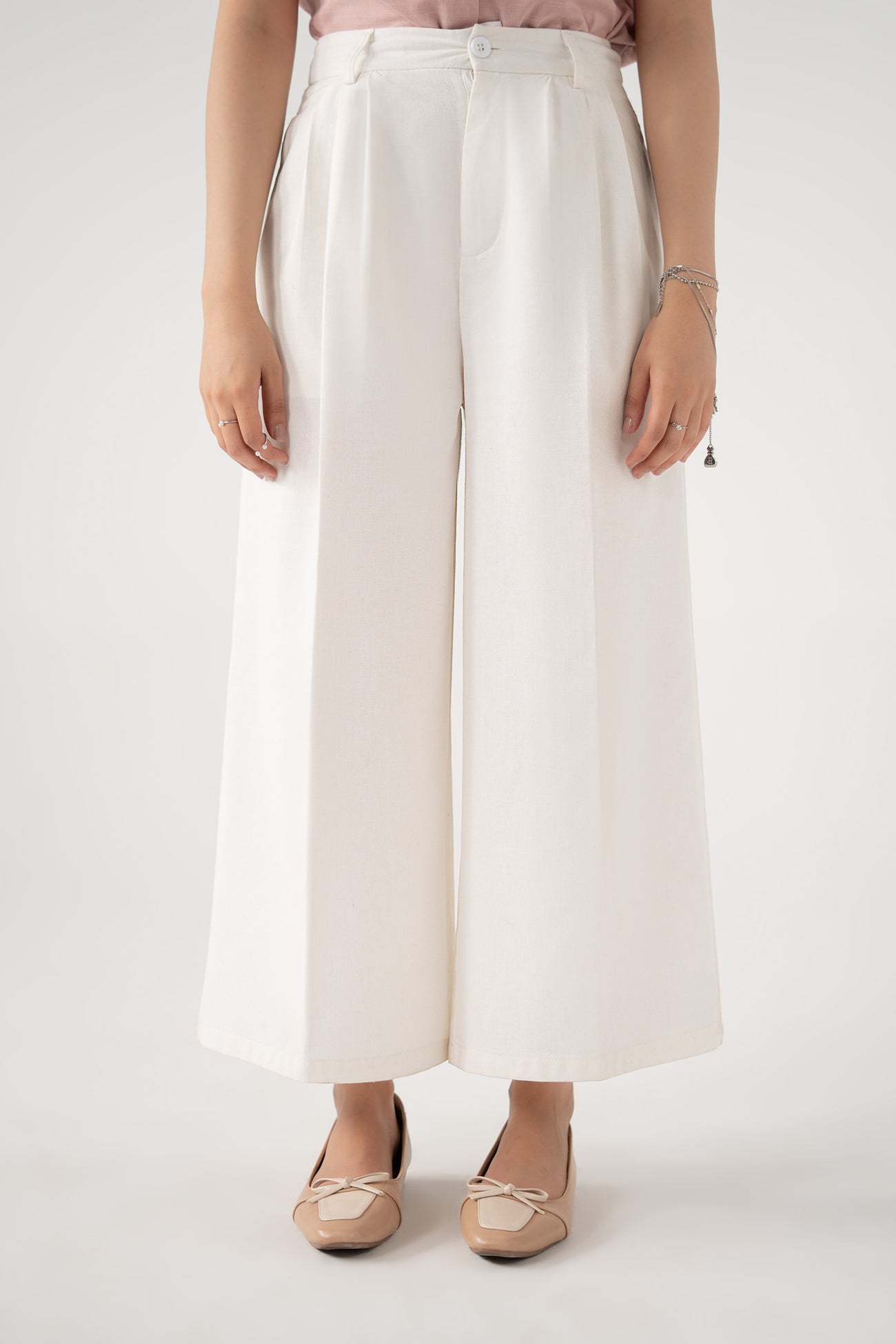 Essential Pleated Pants