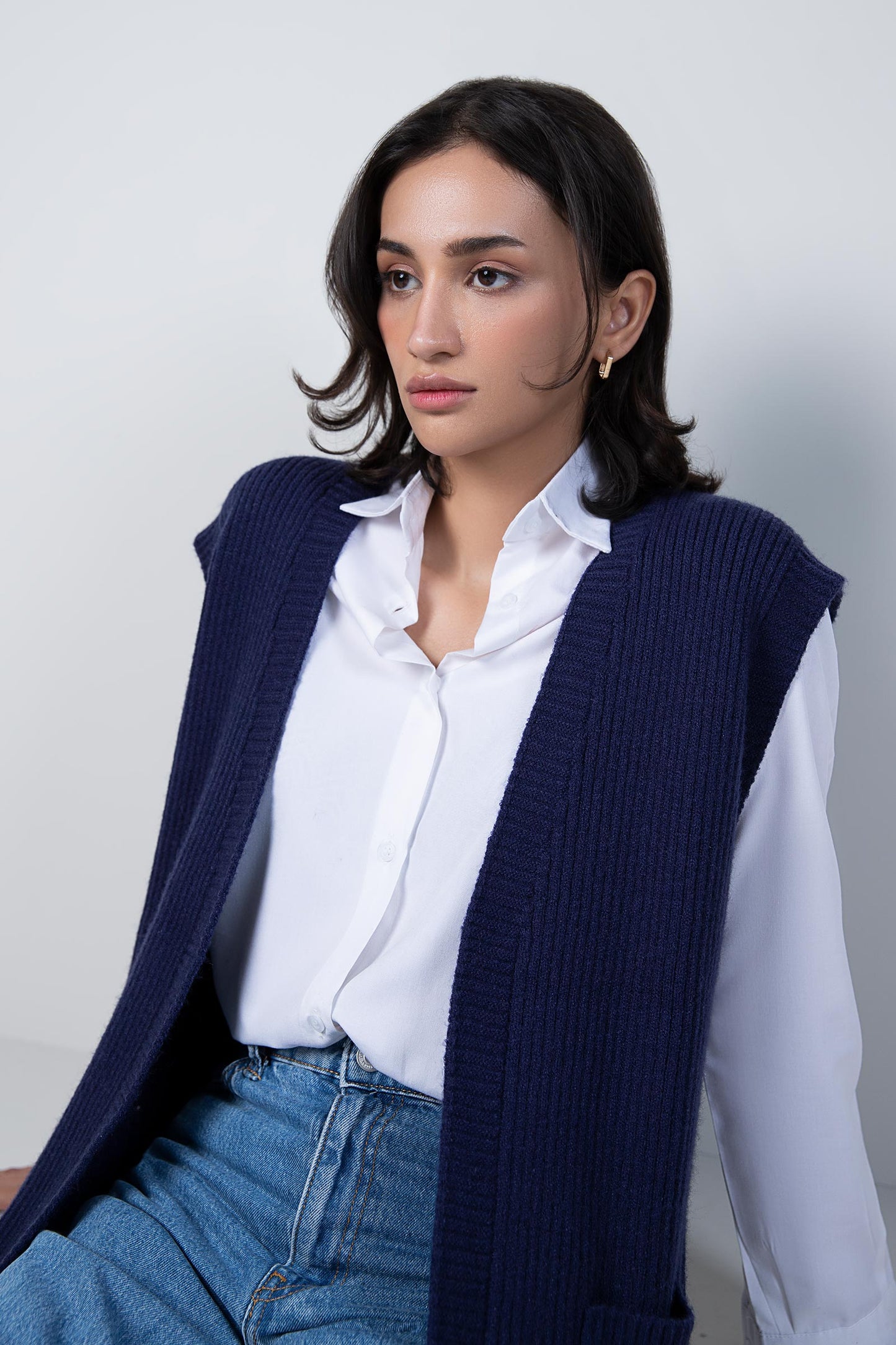 Sleeveless Long Cardigan