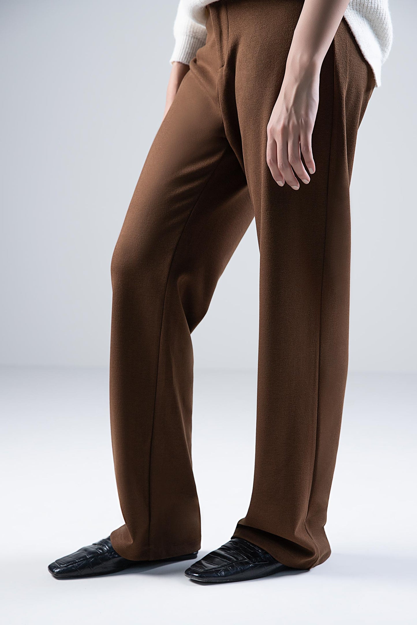 Relaxed Straight Pants