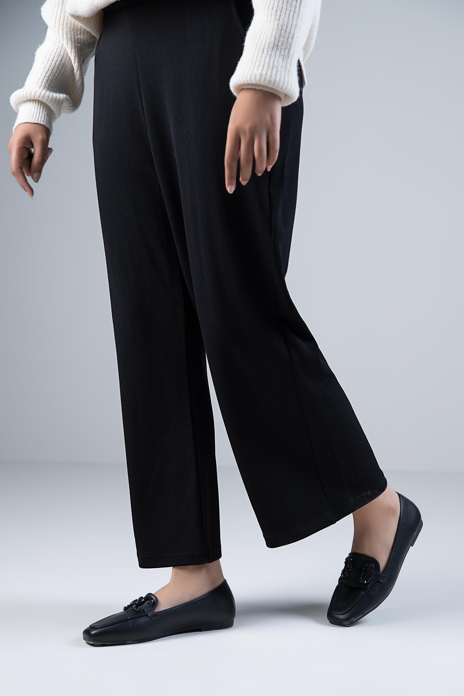 Cropped Wide Leg Pants