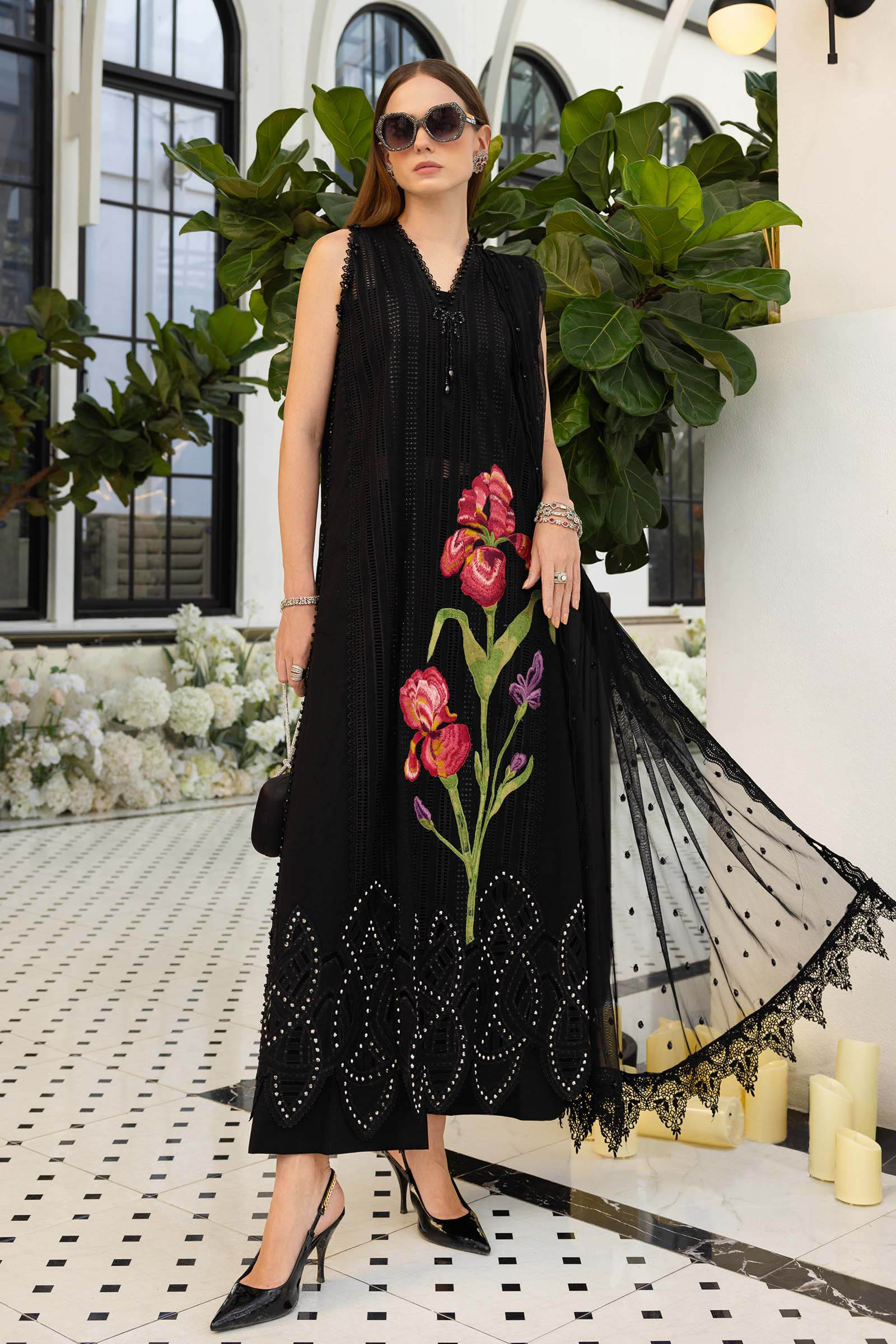 Video preview - 3 Piece Unstitched Embroidered Lawn Suit