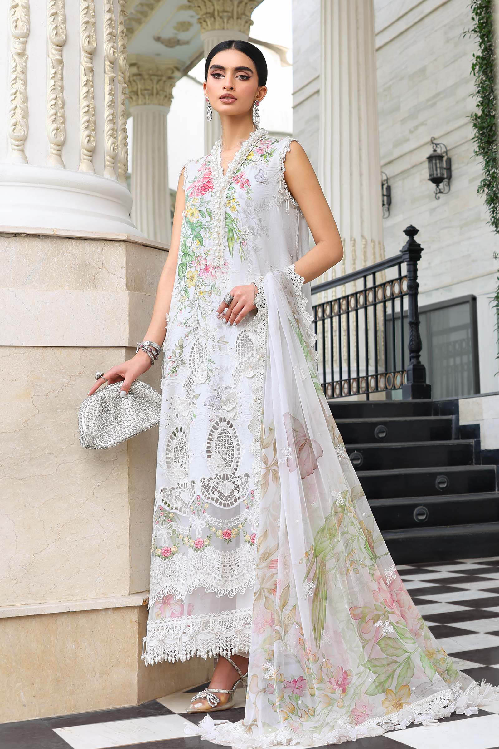 Video preview - 3 Piece Unstitched Embroidered Lawn Suit