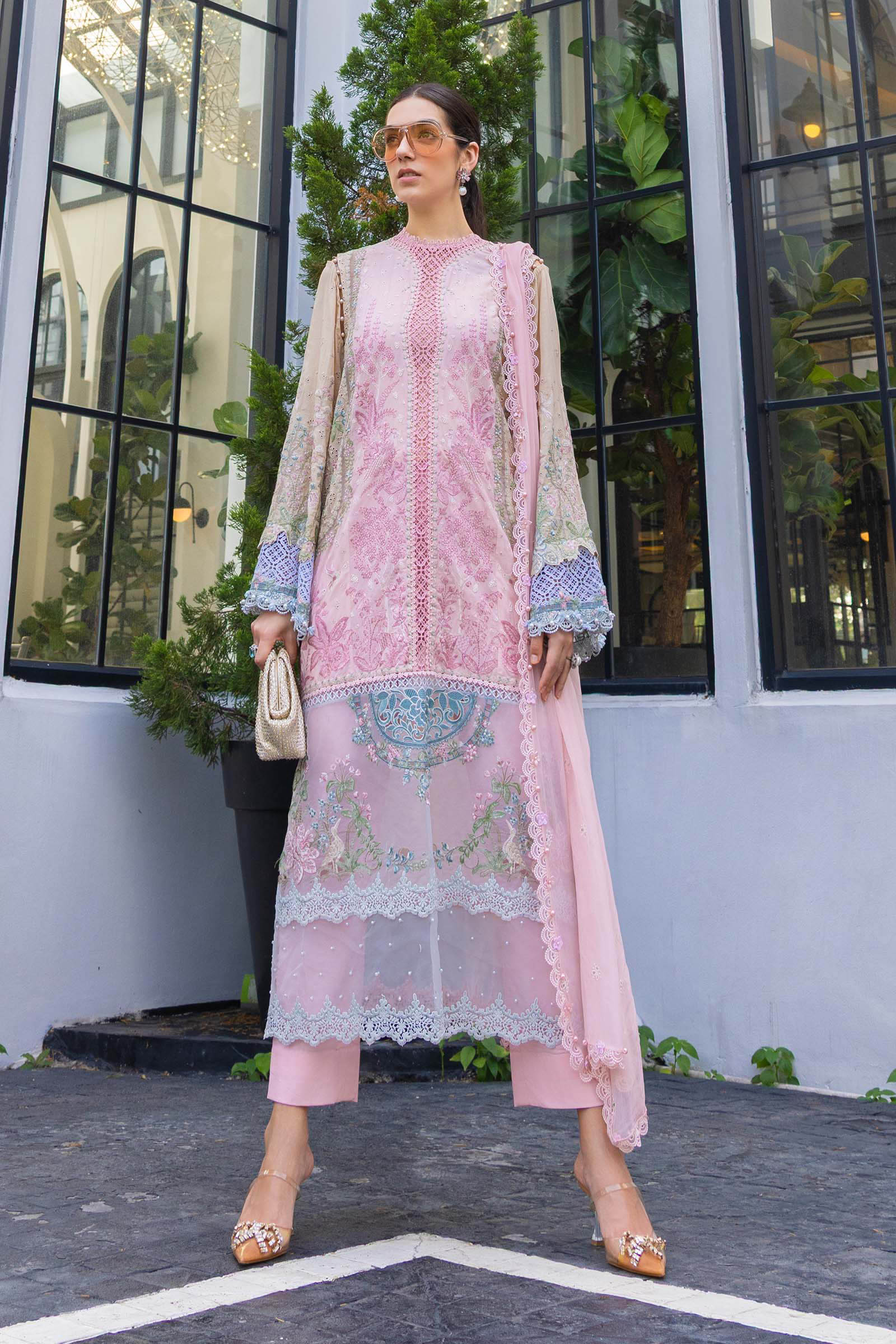 Video preview - 3 Piece Unstitched Embroidered Lawn Suit