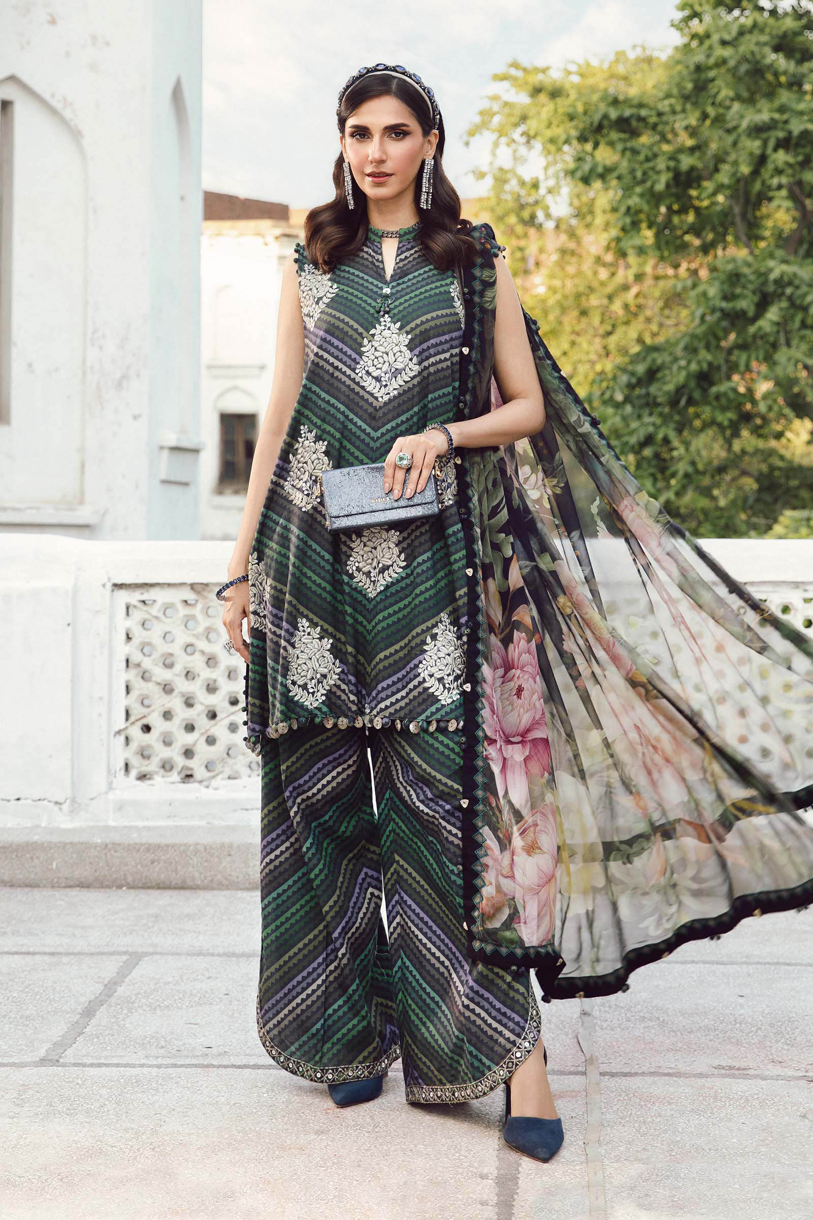 Video preview - 3 Piece Unstitched Embroidered Cambric Suit | MPT-2705-A