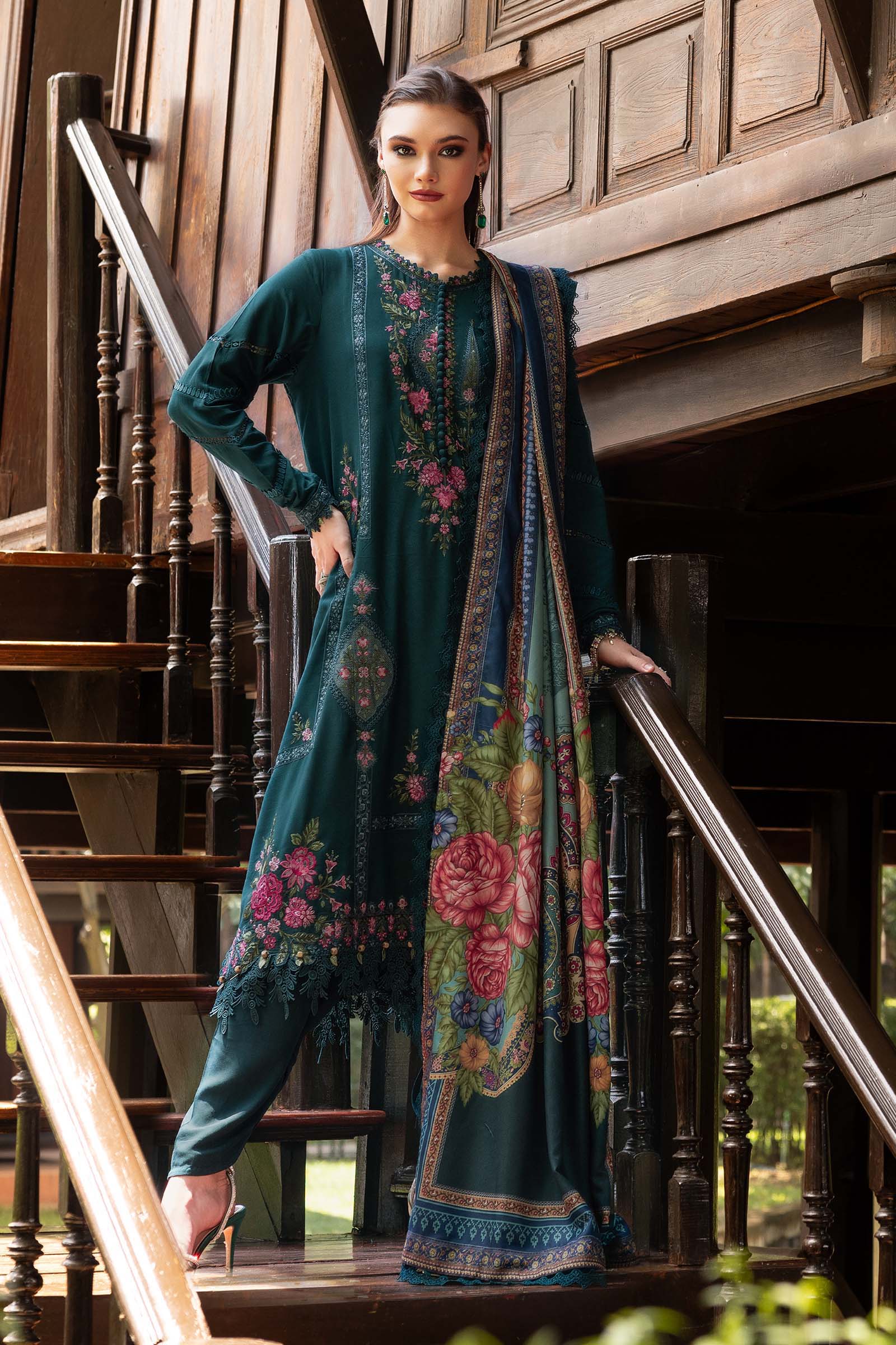 Video preview - 3 Piece Unstitched Embroidered Twill Linen Suit