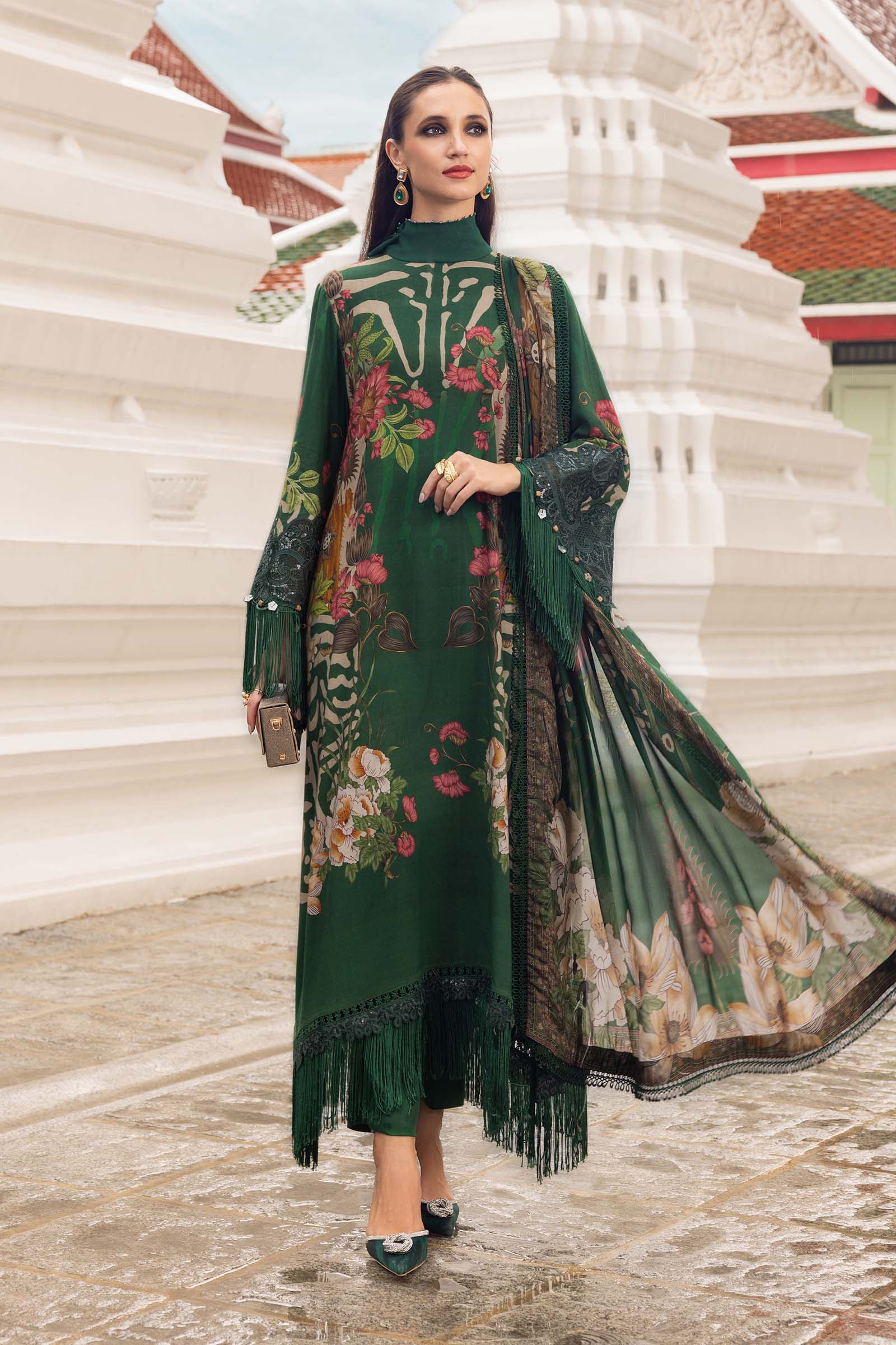 Video preview - 3 Piece Unstitched Embroidered Linen Suit