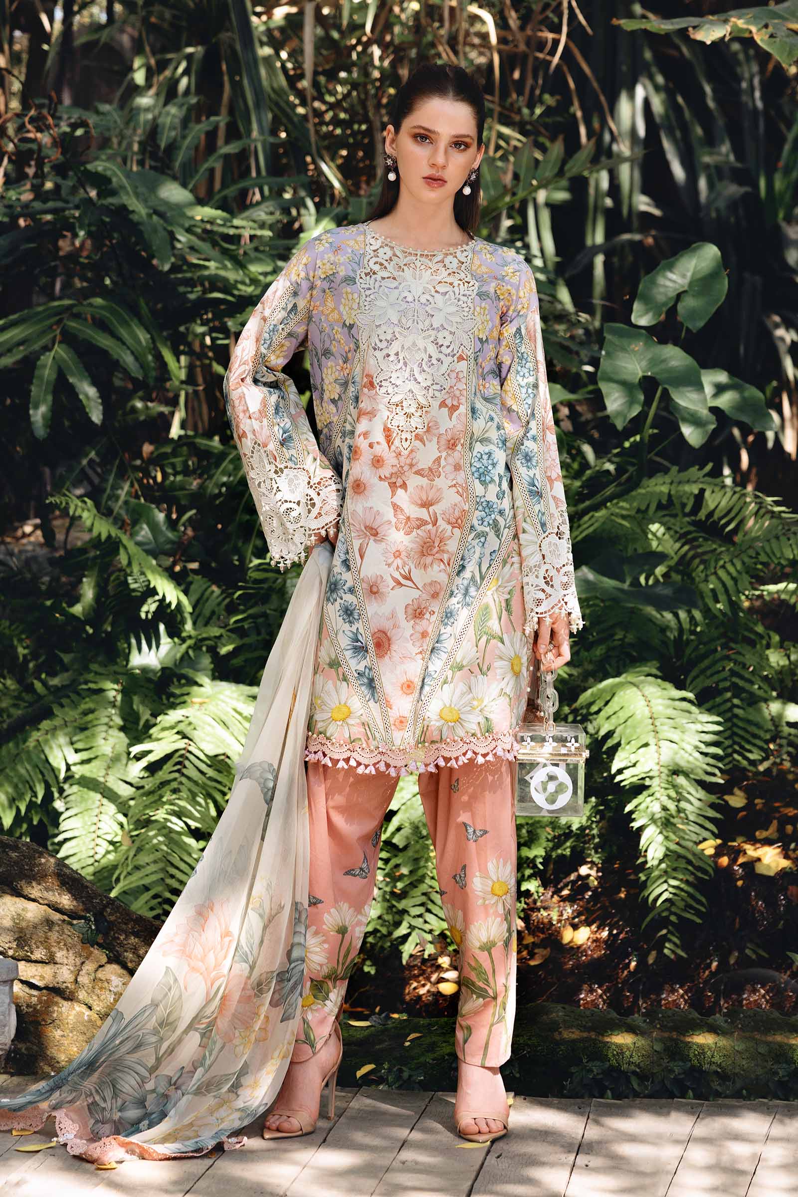 Video preview - 3 Piece Unstitched Embroidered Lawn Suit
