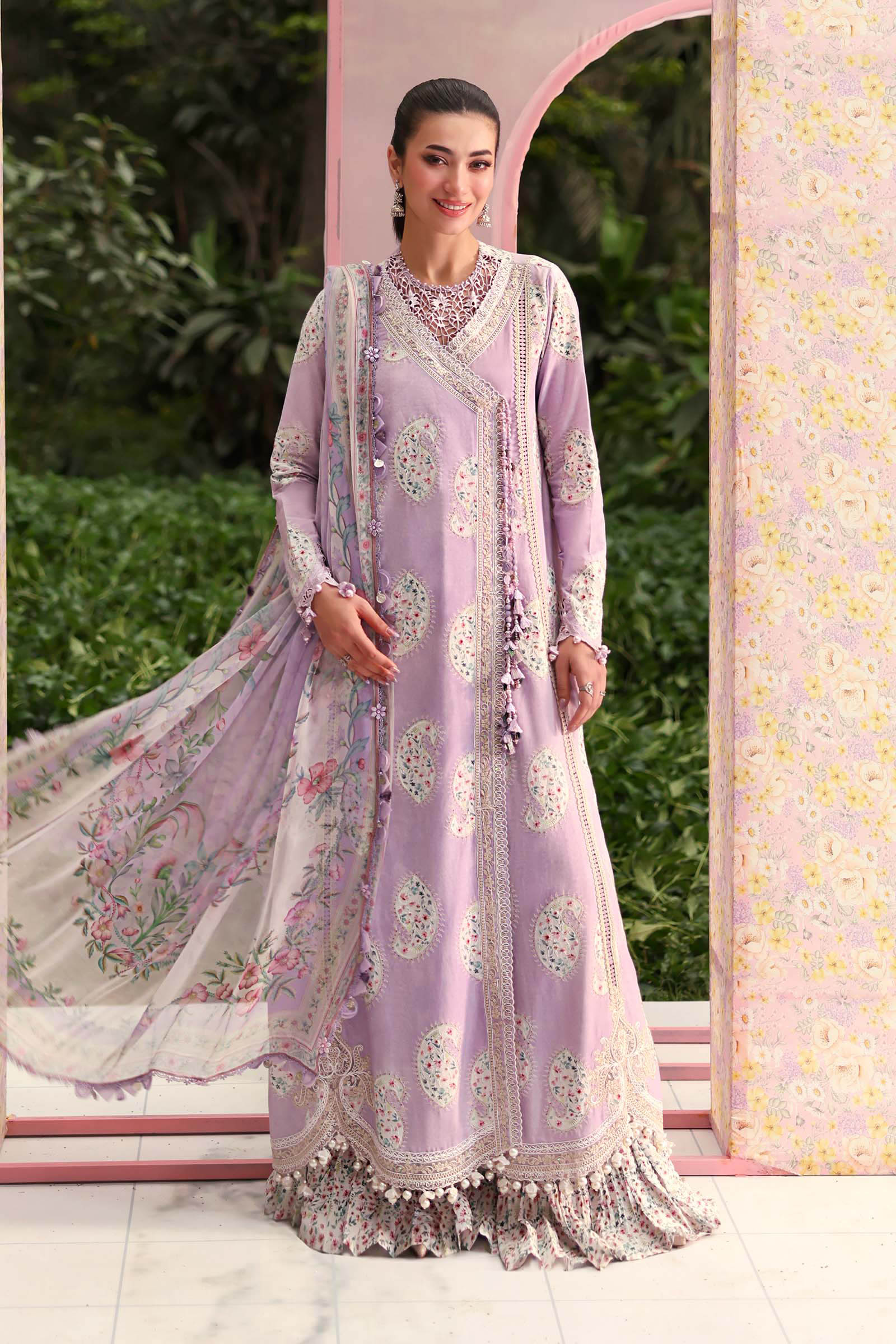 Video preview - 3 Piece Unstitched Embroidered Lawn Suit