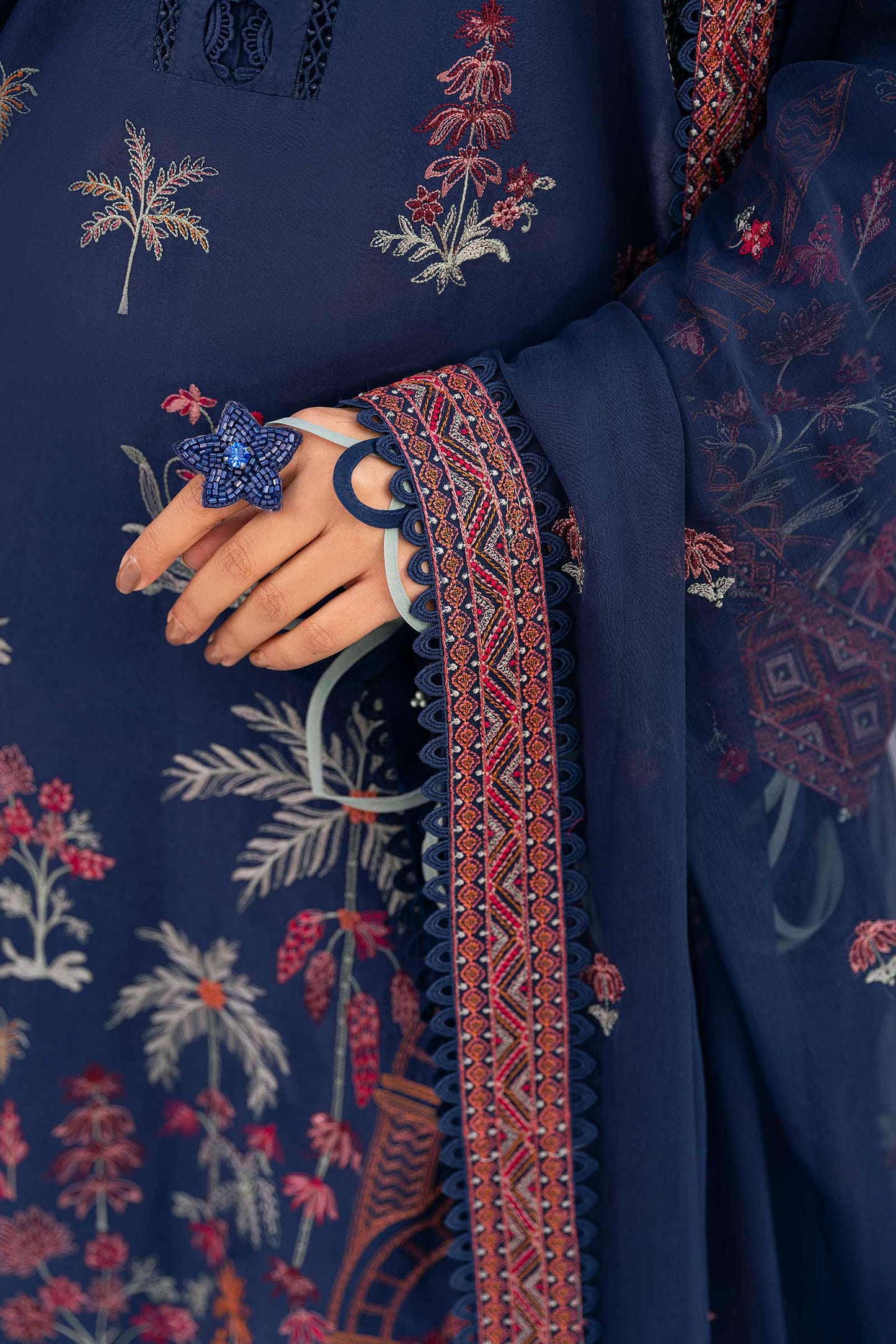 M.Luxe Unstitched | LF-602B