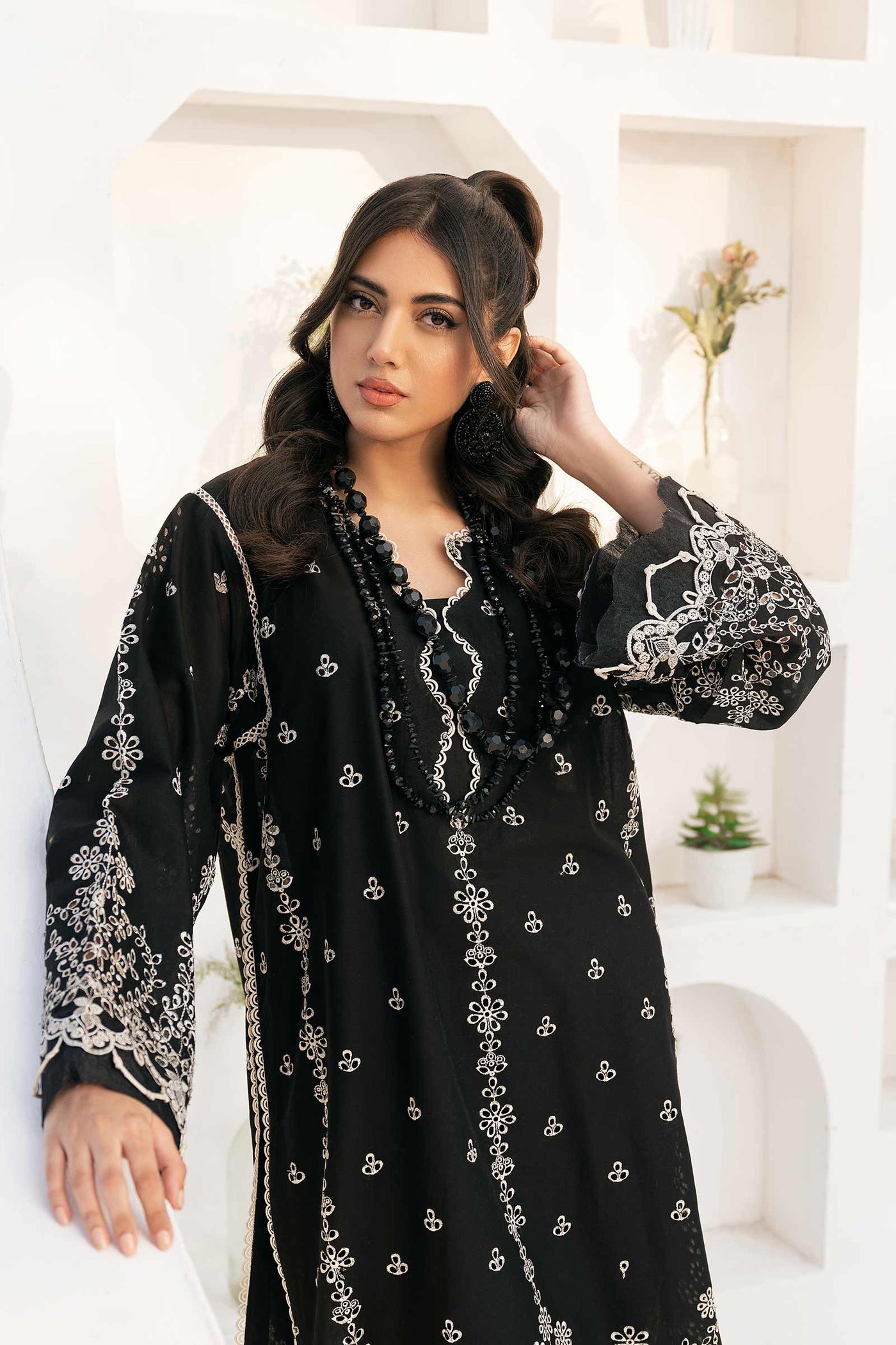 M.Luxe Unstitched | LF-610